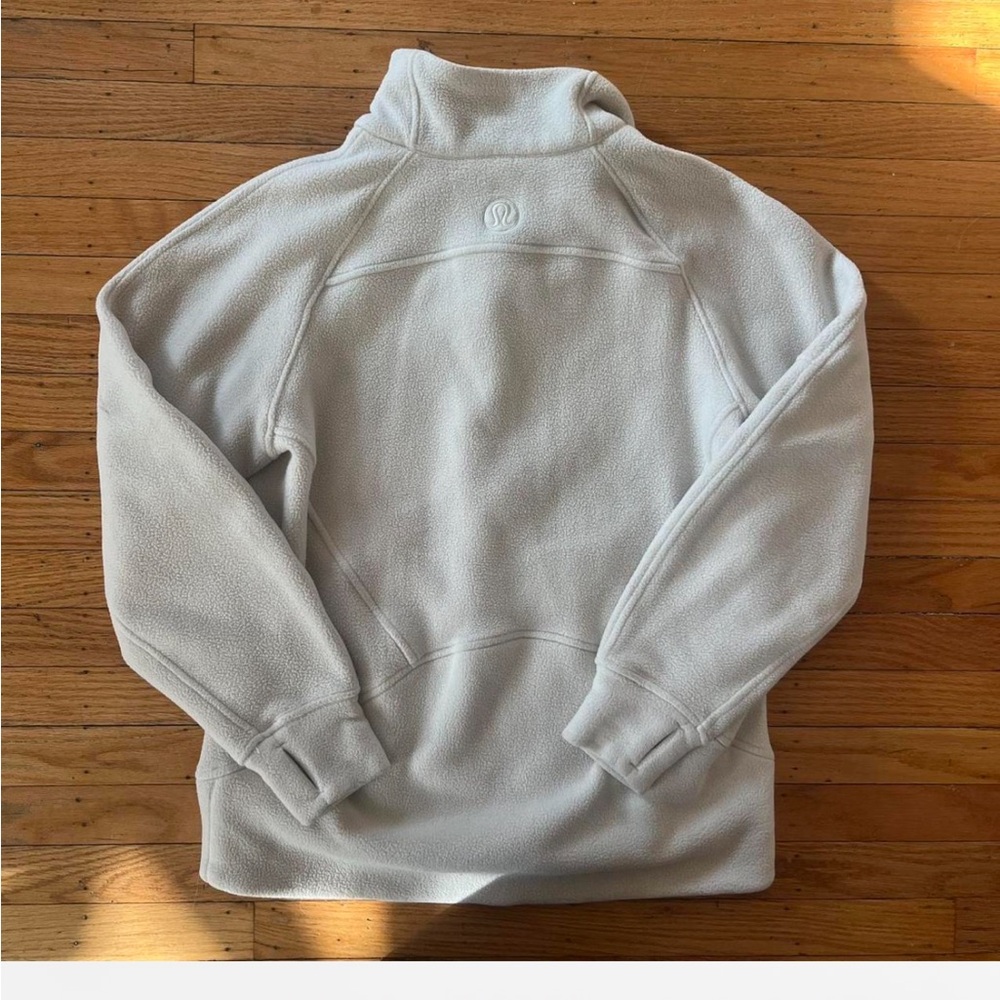 Lululemon Fleece Scuba - Picture 2 of 4